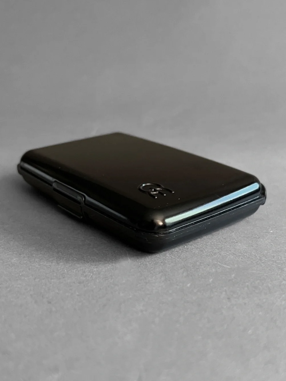 Hard Black Glossy Credit Card Case